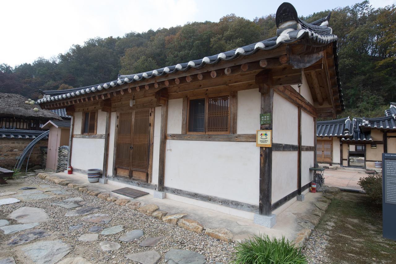 Hotel Chalbanggong Jongtaek Cheongsong Exterior foto