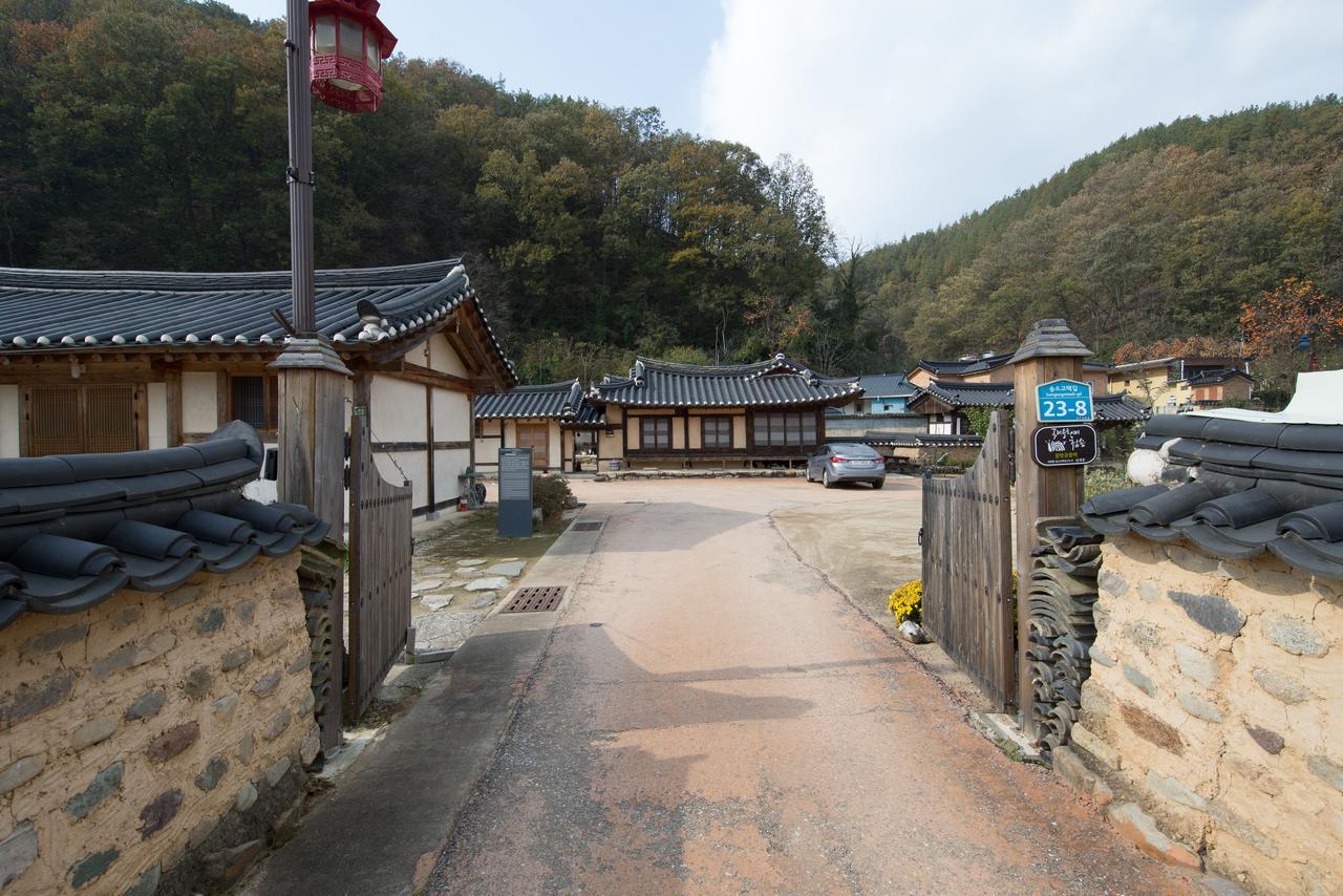 Hotel Chalbanggong Jongtaek Cheongsong Exterior foto